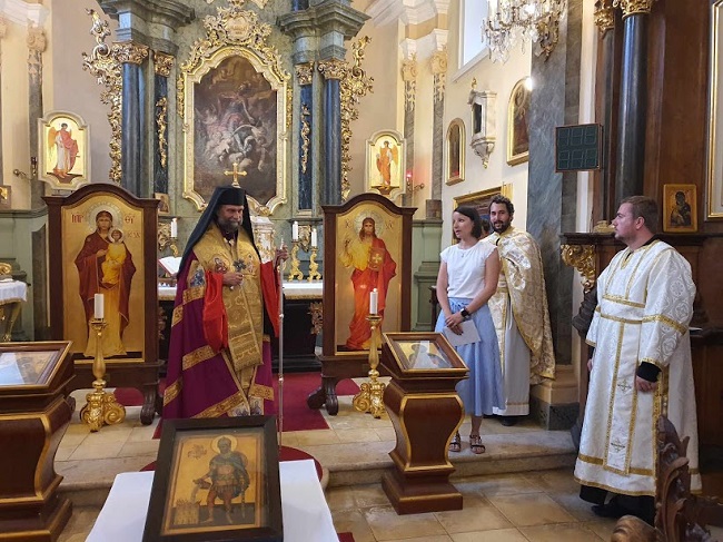 a templomban