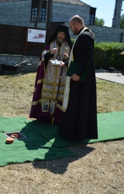 az alapkő megáldása