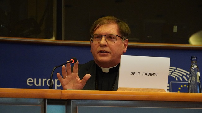 Fabiny Tamás
