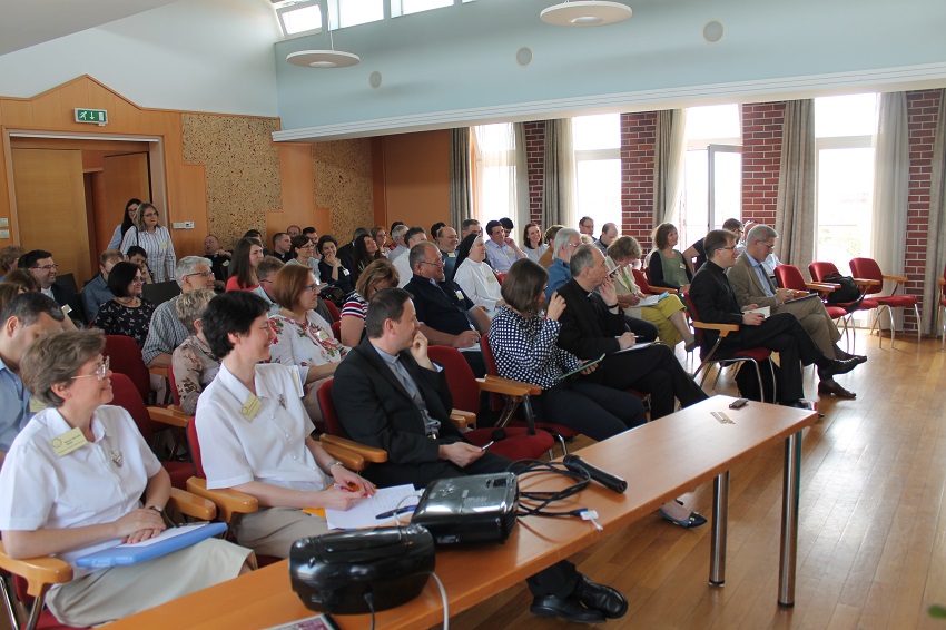 résztvevők a konferencián