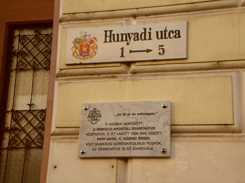 emléktábla
