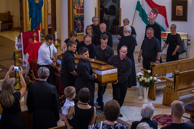 koporsó