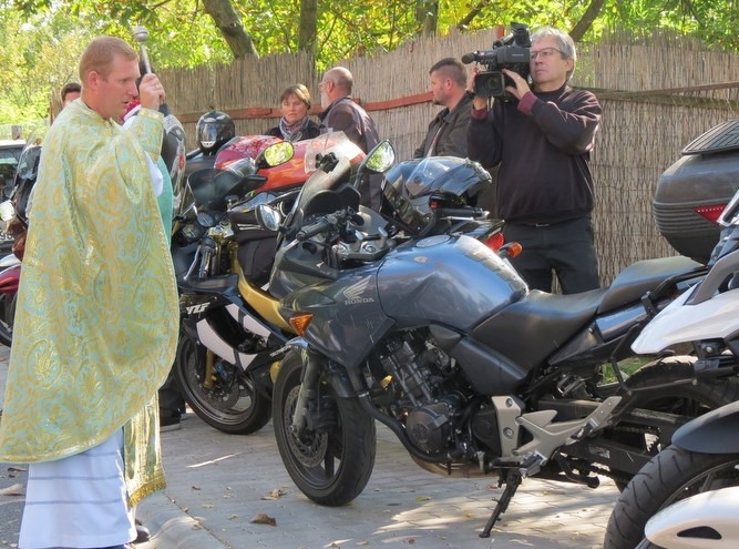 motorok megáldása