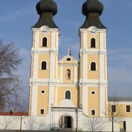 Máriapócs, bejárat