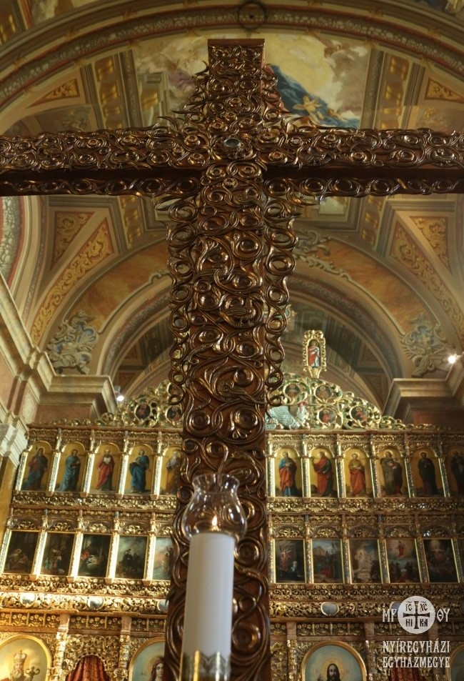 A Missziós Kereszt a Kegytemplomban