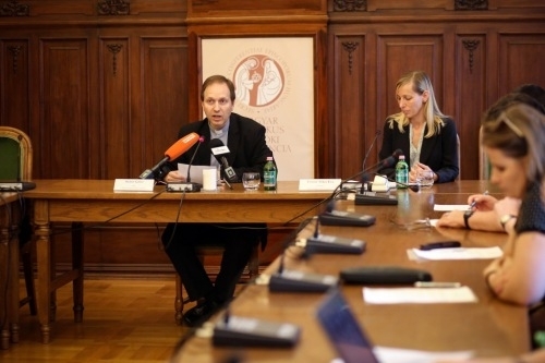 Mohos Gábor