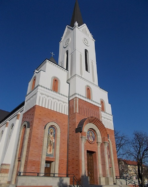 a miskolci Székesegyház homlokzata
