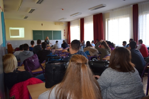 Szakkolis toborzó Edelényben