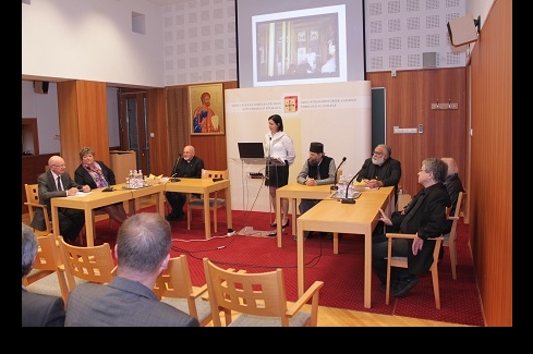 romapasztorációs kerekasztal