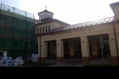 az iskola főbejárata