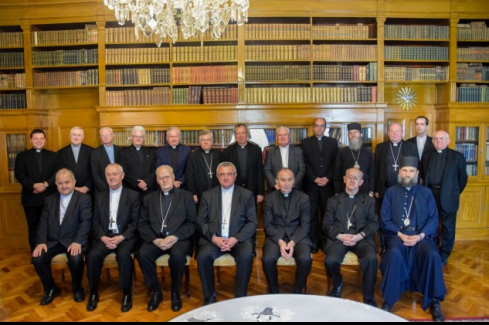 csoportkép az MKPK-ról