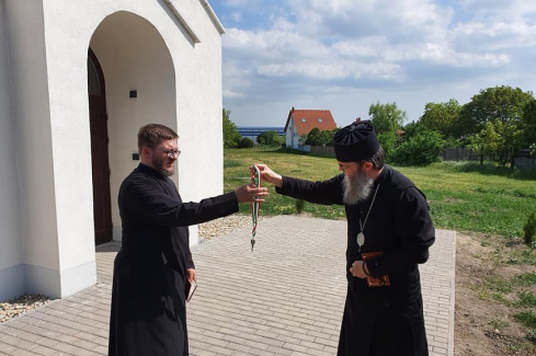Atanáz püspök, Balázs atya